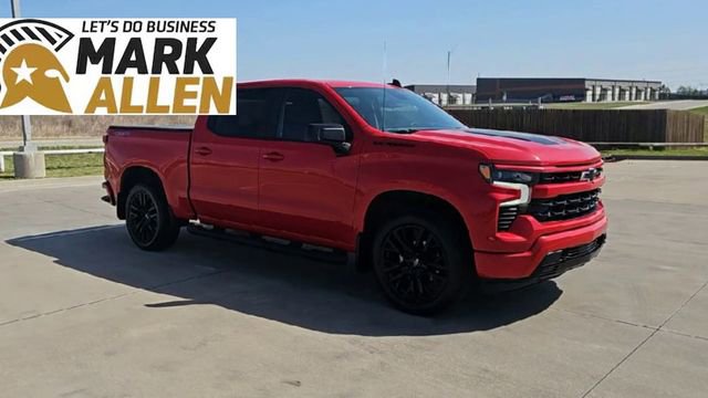Used 2023 Chevrolet Silverado 1500 RST w/ Rally Edition AWD/4WD image 2