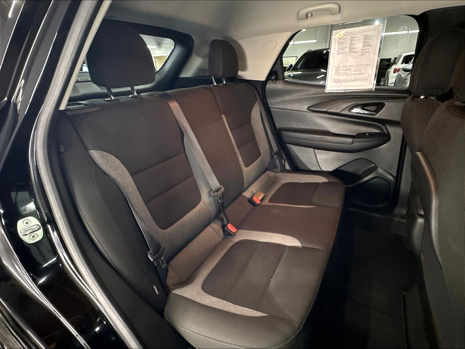 Used 2023 Chevrolet TrailBlazer LT FWD image 28