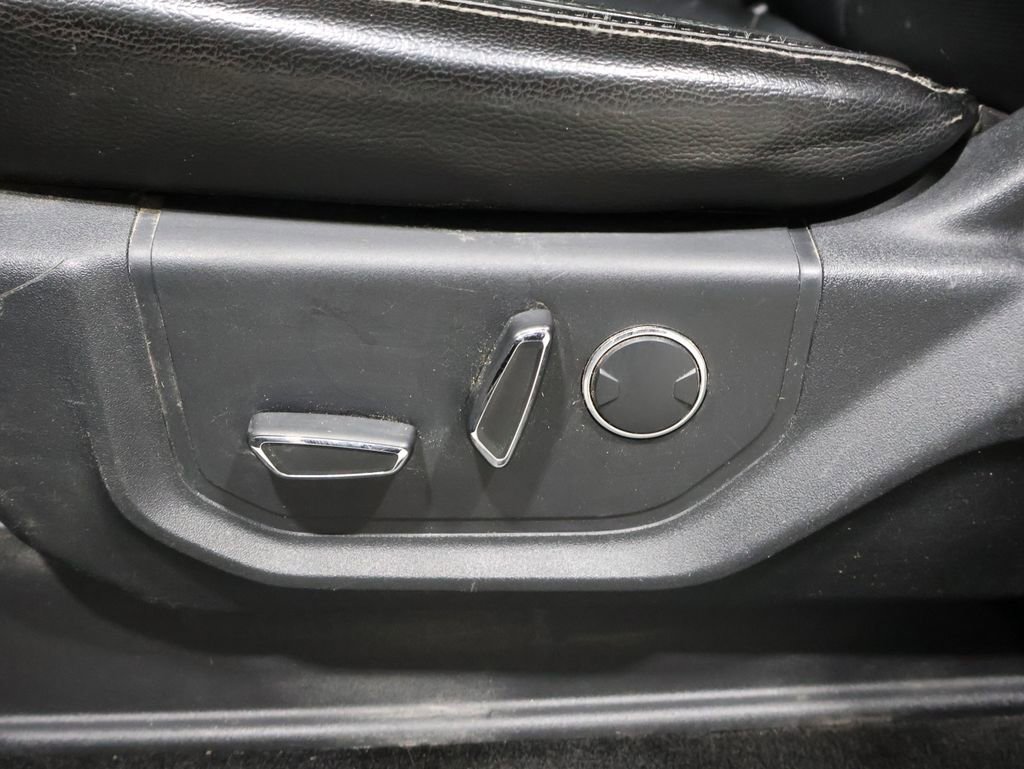 Used 2017 Ford F150 Lariat image 12