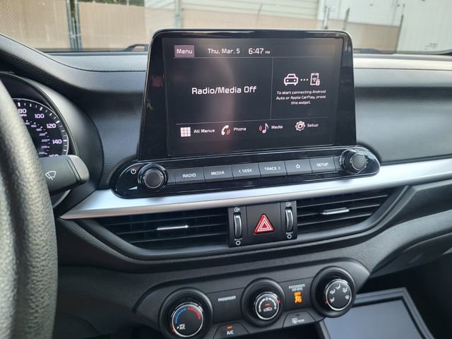 Used 2023 Kia Forte LXS image 17