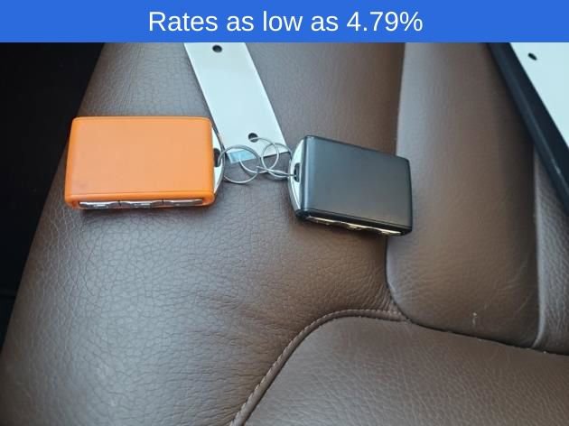 Certified 2023 Volvo XC60 B5 Plus w/ Climate Package image 9