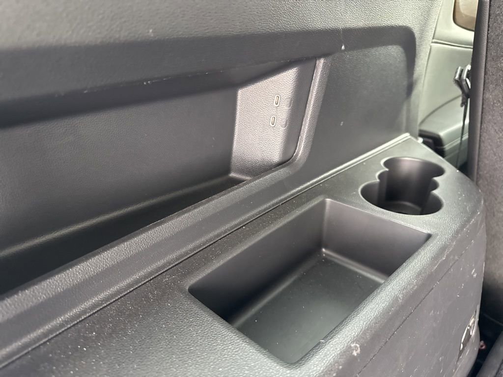 Certified 2025 Volkswagen Atlas SE image 13