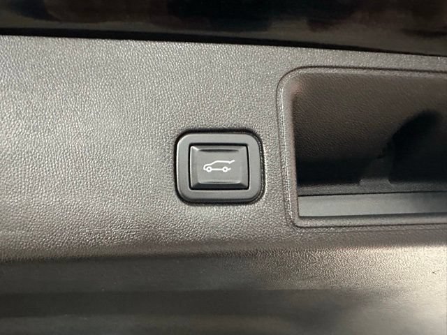 Used 2022 GMC Terrain AT4 w/ Infotainment Package II AWD/4WD image 27
