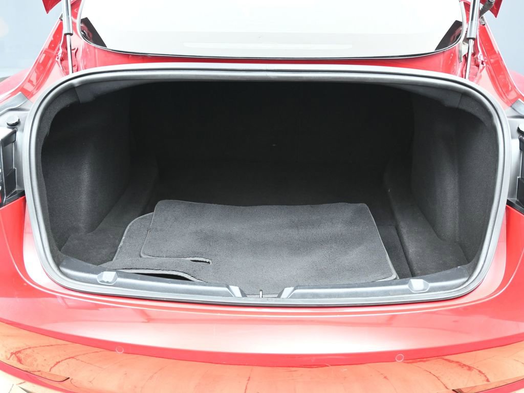 Used 2018 Tesla Model 3 Performance image 9