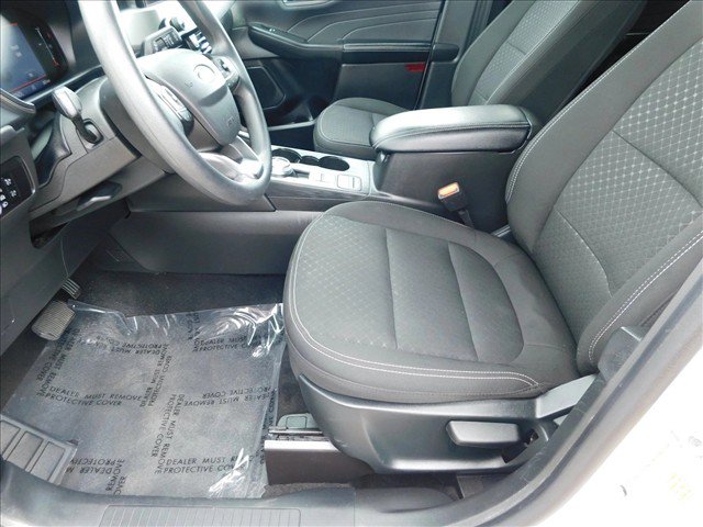 Used 2025 Ford Escape Active AWD/4WD image 22