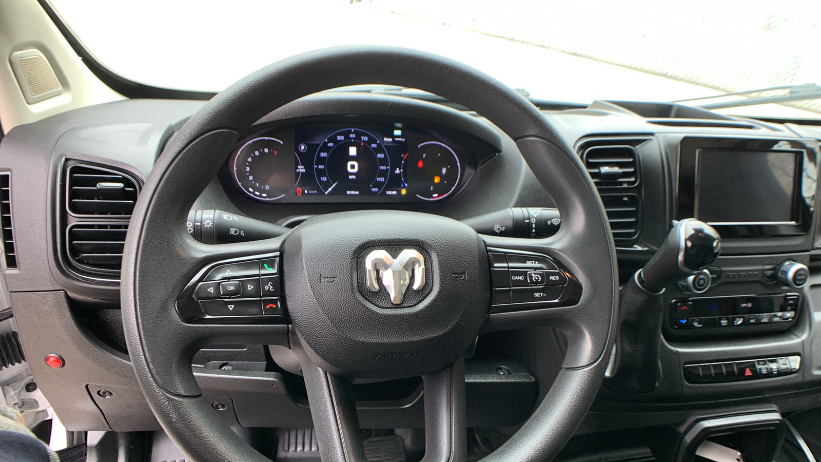 Used 2023 RAM ProMaster 2500 image 15