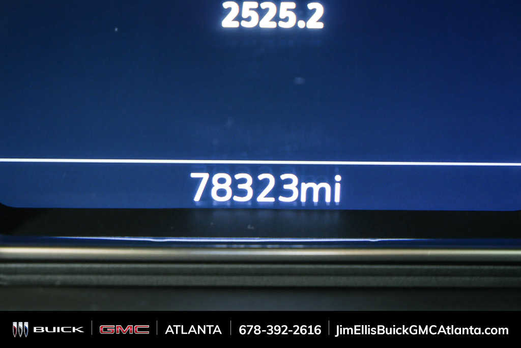 Used 2021 GMC Yukon SLT w/ SLT Premium Package image 9