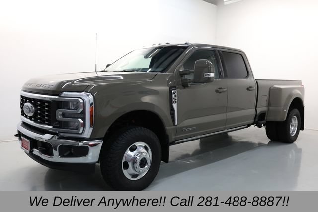 Used 2026 Ford F350 Lariat w/ FX4 Off-Road Package AWD/4WD image 3
