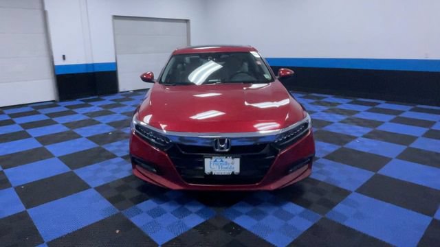 Certified 2018 Honda Accord Touring image 3