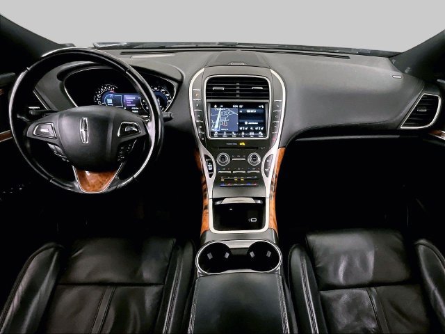 Used 2017 Lincoln MKX Reserve w/ Driver Assistance Package AWD/4WD image 14