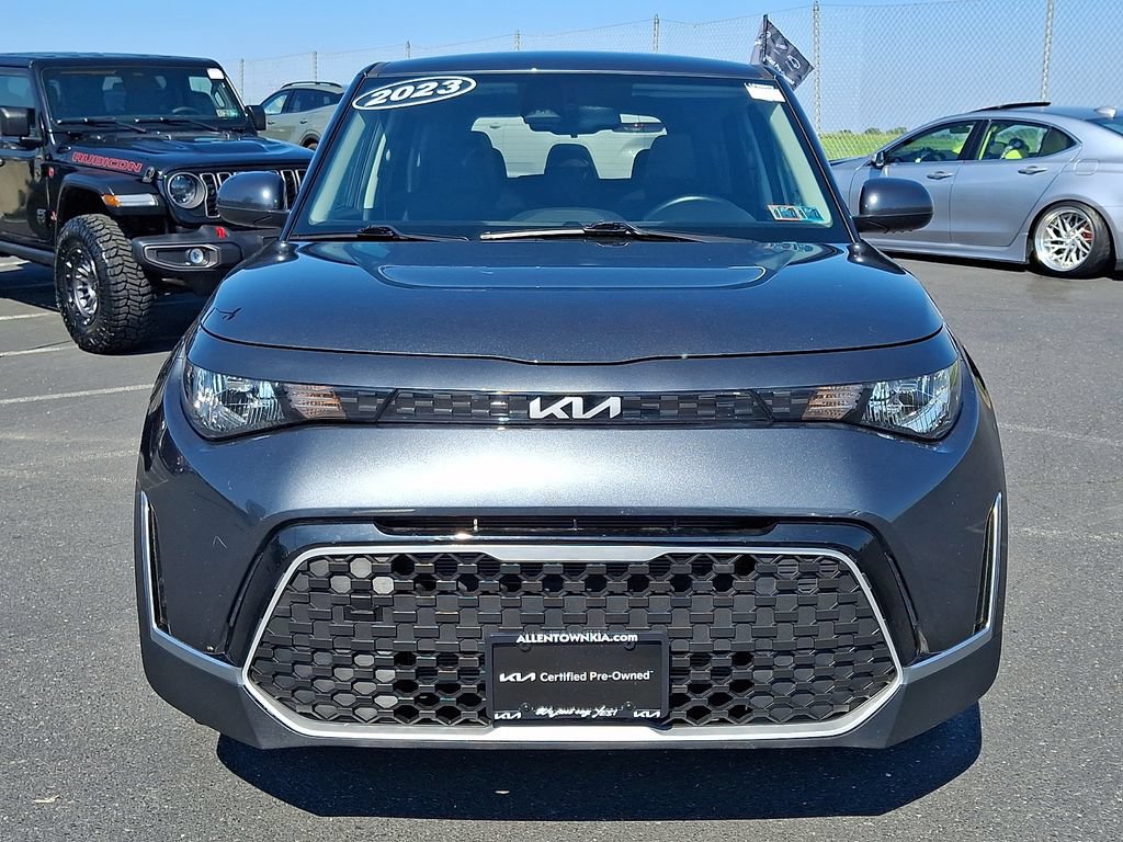 Certified 2023 Kia Soul EX FWD image 2