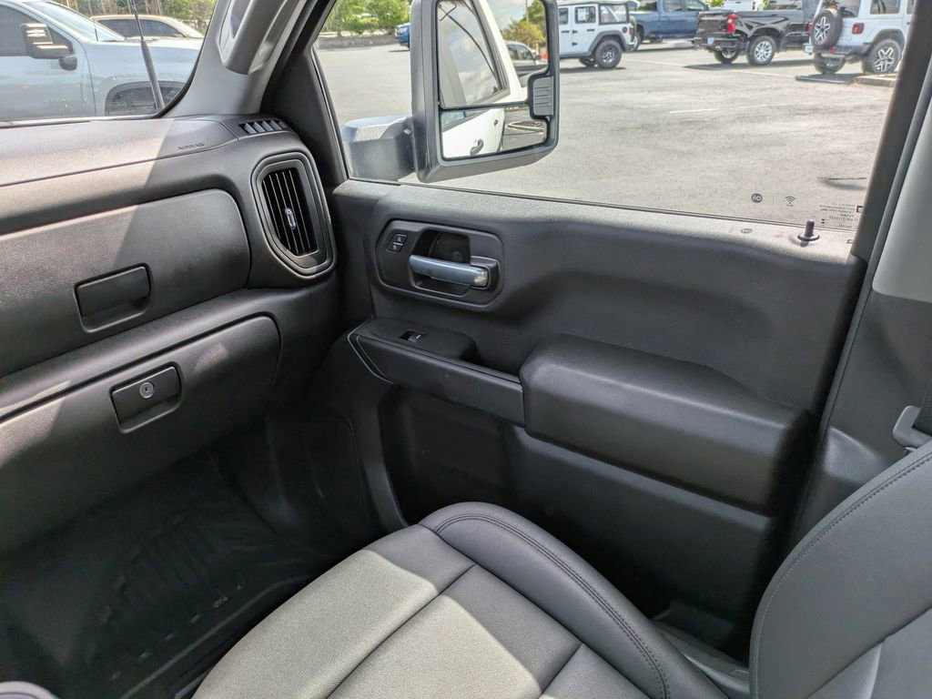 Used 2024 Chevrolet Silverado 2500 W/T w/ WT Convenience Package image 17