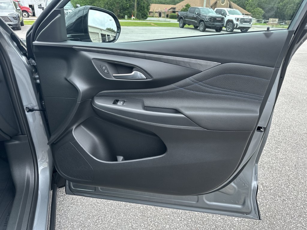 New 2026 Buick Envista Sport Touring w/ Convenience I Package FWD image 36