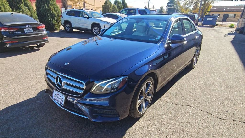 Used 2018 Mercedes-Benz E 300 4MATIC image 3