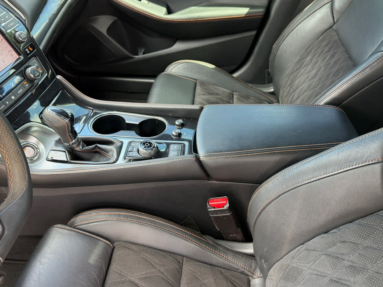 Used 2023 Nissan Maxima SR w/ Sport Mat Group FWD image 16