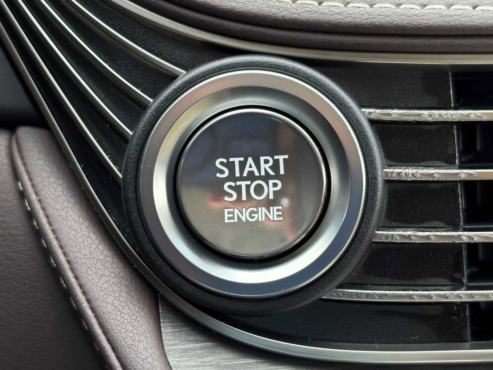Used 2020 Lexus LS 500 w/ Accessory Package (Z2) RWD image 19