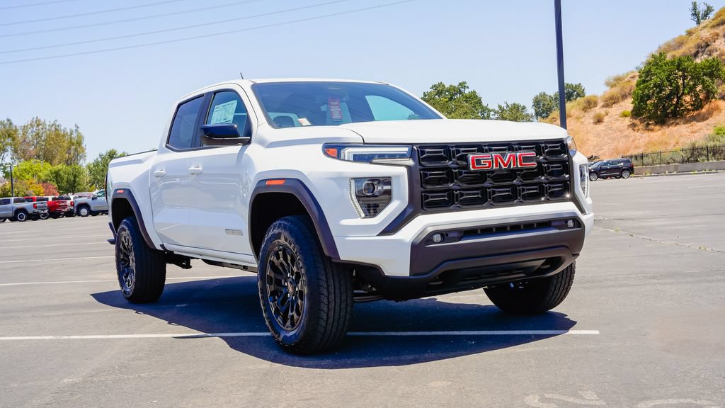 New 2026 GMC Canyon Elevation w/ Convenience Package RWD image 5