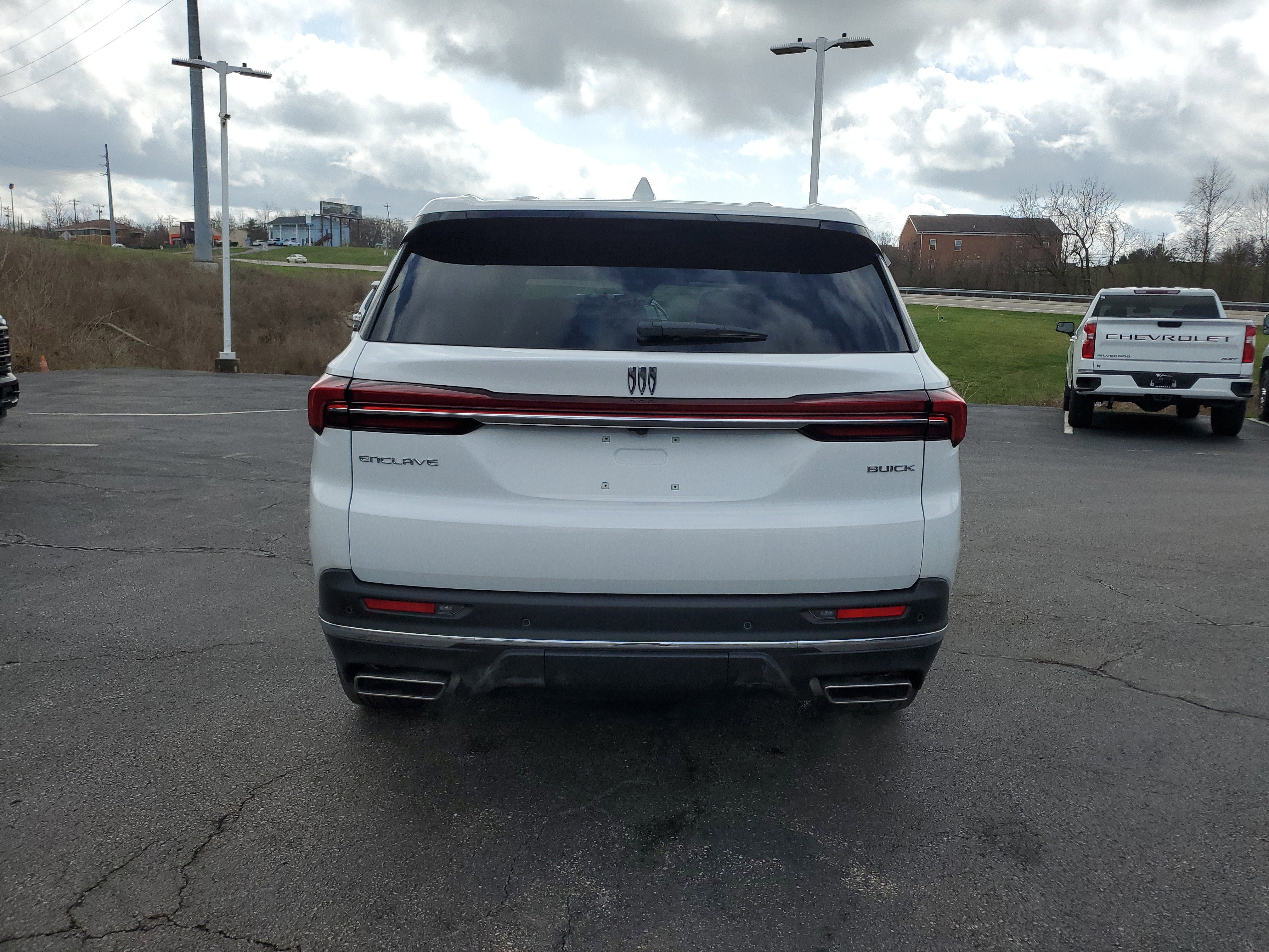 New 2026 Buick Enclave Preferred w/ Power Package image 5