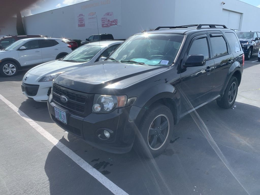 Used 2010 Ford Escape XLT image 1