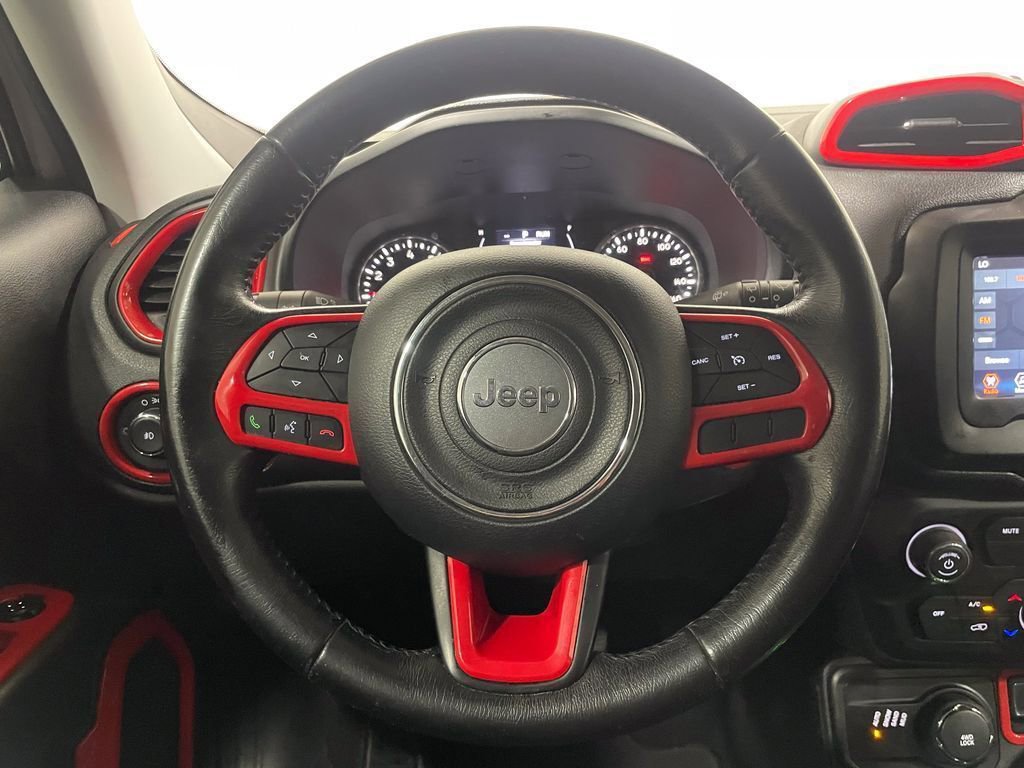 Used 2018 Jeep Renegade Altitude image 8