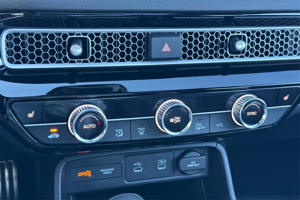 Certified 2025 Honda Civic Sport image 24