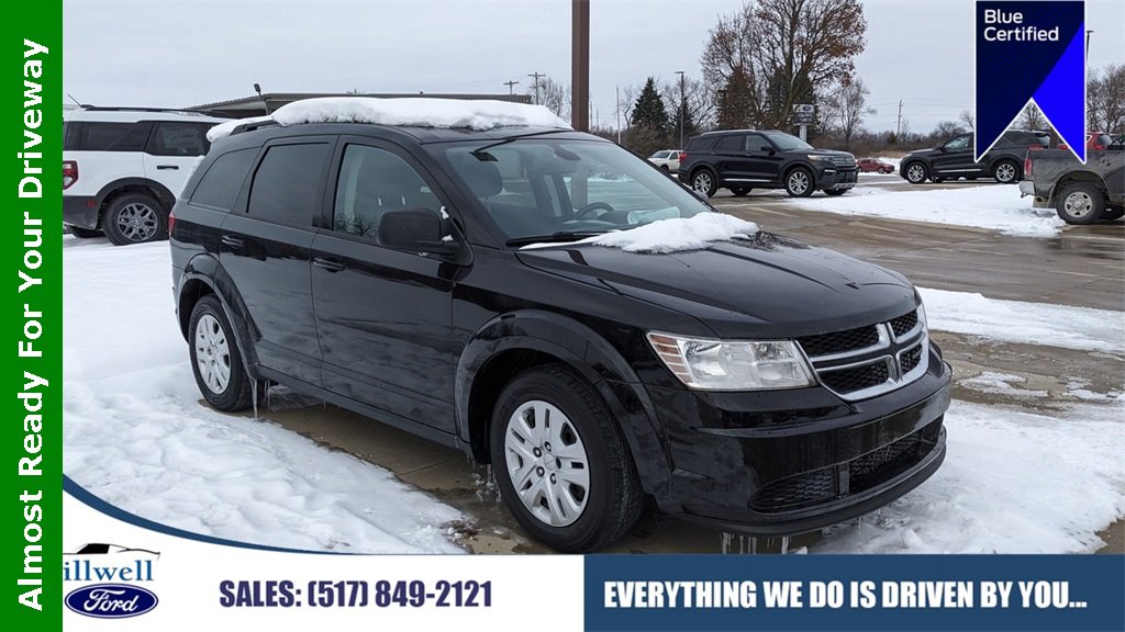 Used 2019 Dodge Journey SE image 1
