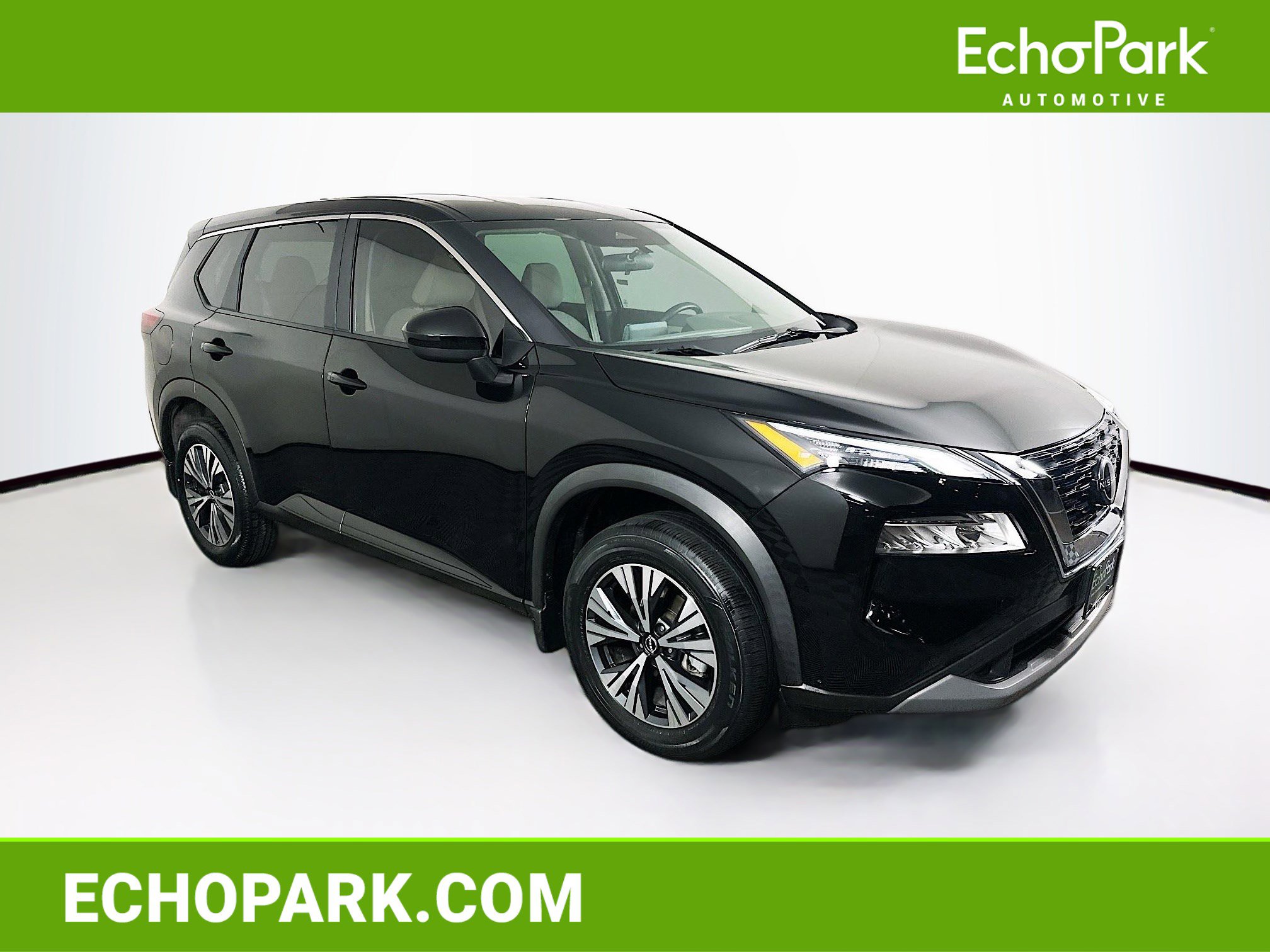 Used 2023 Nissan Rogue SV image 1