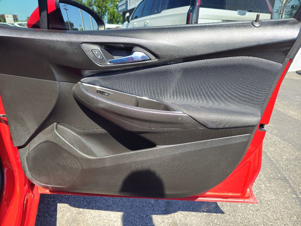 Used 2017 Chevrolet Cruze LT image 66