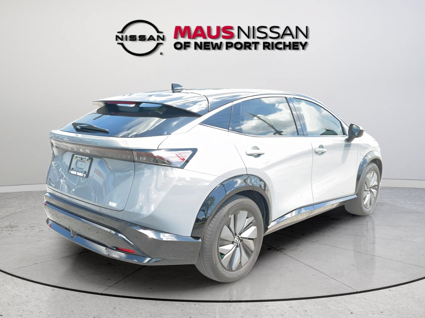 Certified 2025 Nissan Ariya FWD image 18