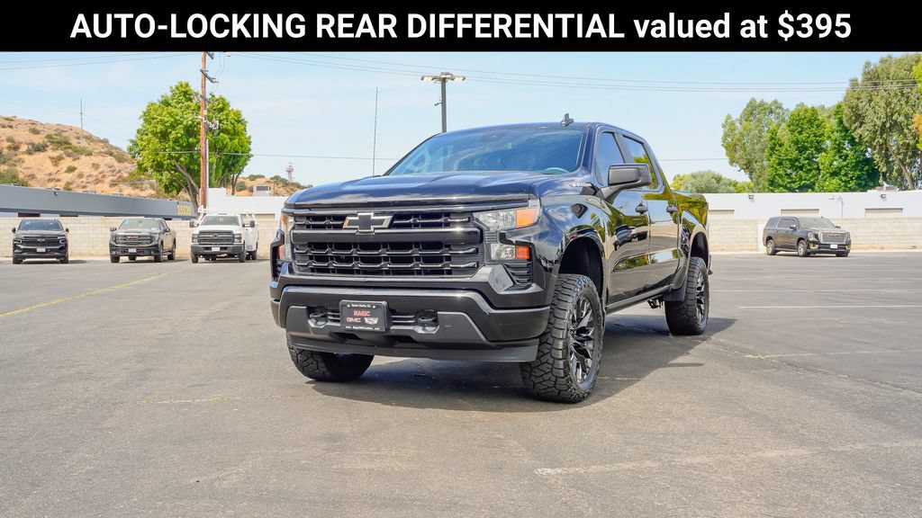 Used 2023 Chevrolet Silverado 1500 Custom RWD image 2