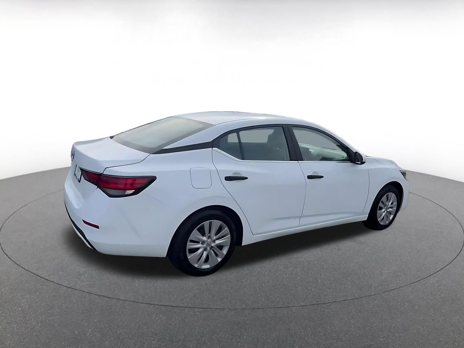 Used 2025 Nissan Sentra S FWD image 12