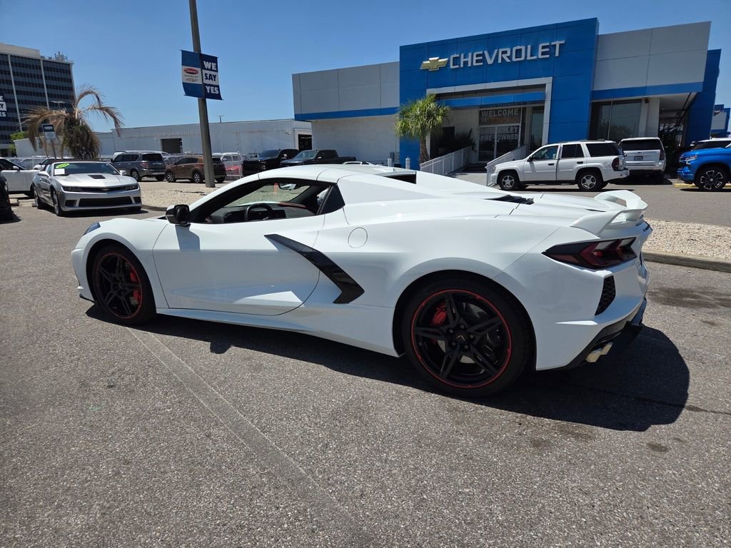Certified 2022 Chevrolet Corvette Stingray Preferred Conv w/ Z51 Performance Package RWD image 9