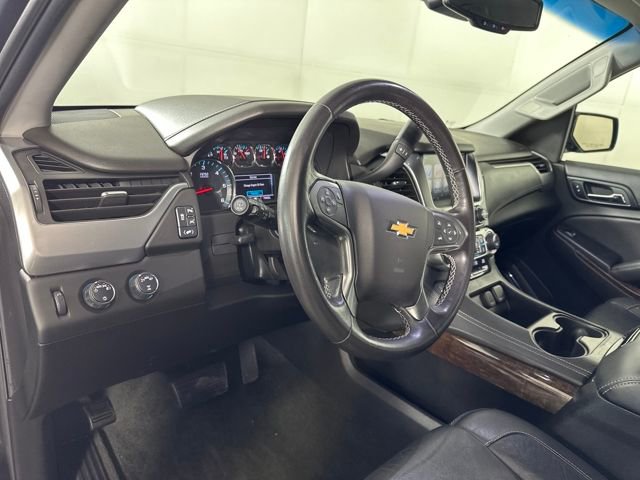 Used 2018 Chevrolet Suburban LT image 13