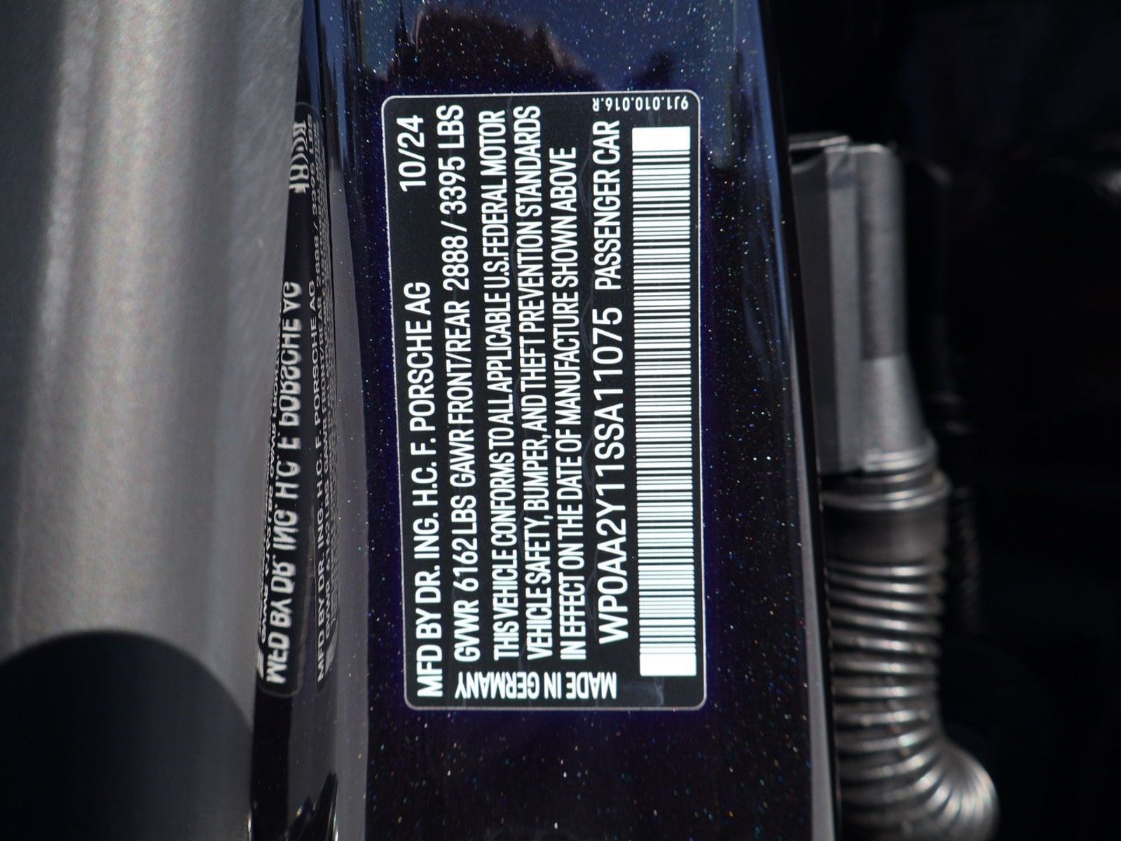 Certified 2025 Porsche Taycan w/ Premium Package RWD image 29