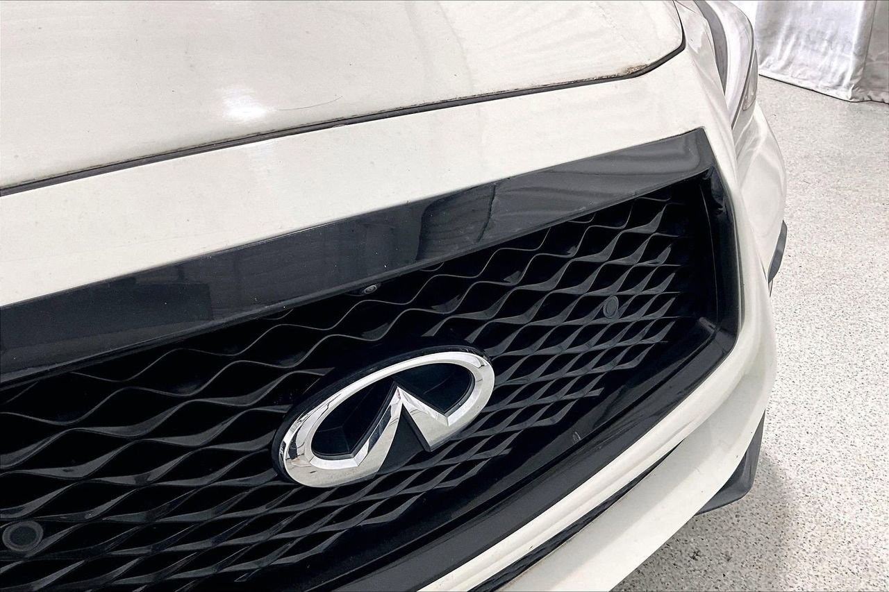 Used 2019 INFINITI Q50 Signature Edition AWD/4WD image 7