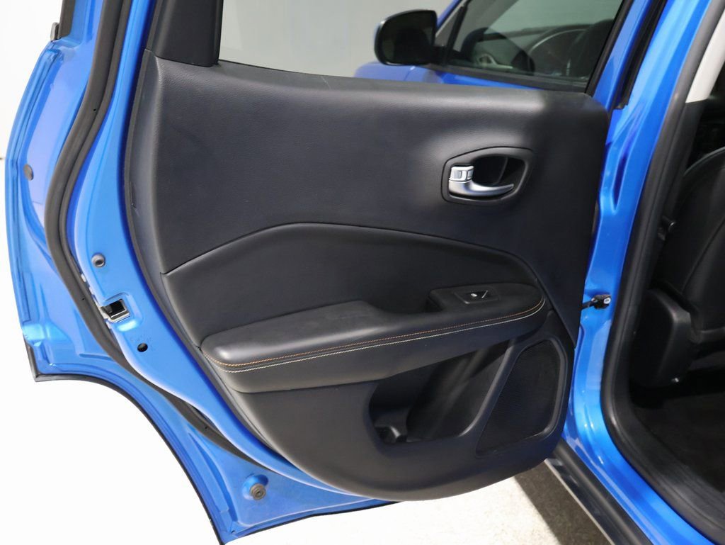 Used 2019 Jeep Compass Latitude w/ Popular Equipment Group image 20