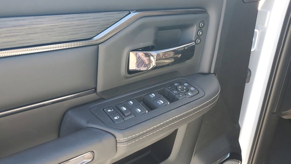 New 2025 RAM 2500 Rebel w/ Rebel Level 2 Equipment Group image 24
