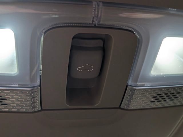 Used 2024 Kia Telluride EX w/ EX Captain's Chair Package FWD image 28