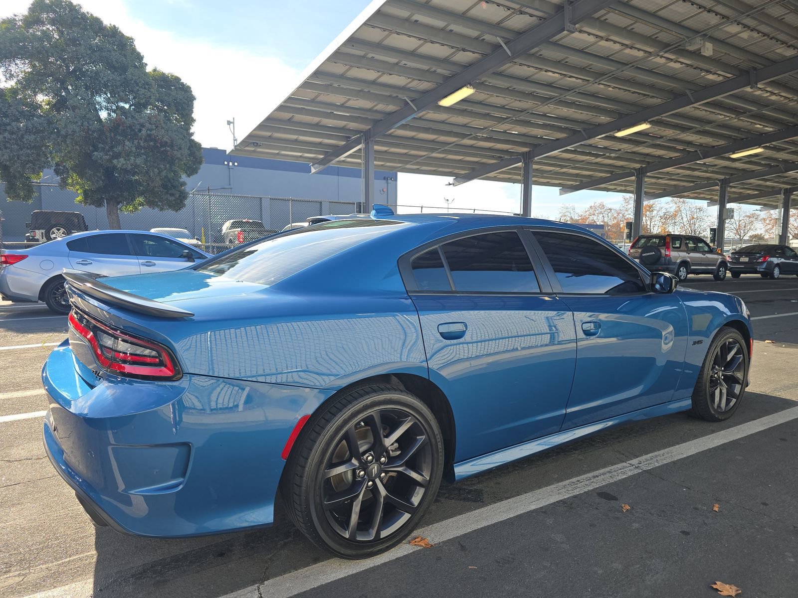 Used 2023 Dodge Charger R/T w/ Blacktop Package image 4