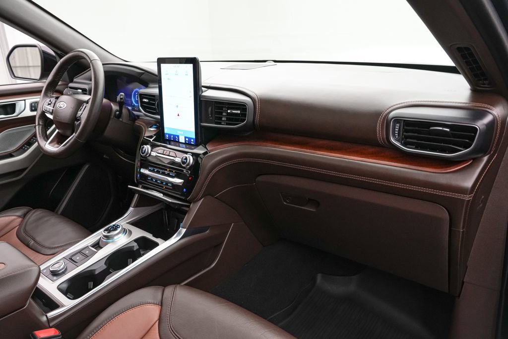 Certified 2023 Ford Explorer King Ranch w/ Technology Package image 28