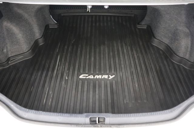 Used 2015 Toyota Camry LE FWD image 18