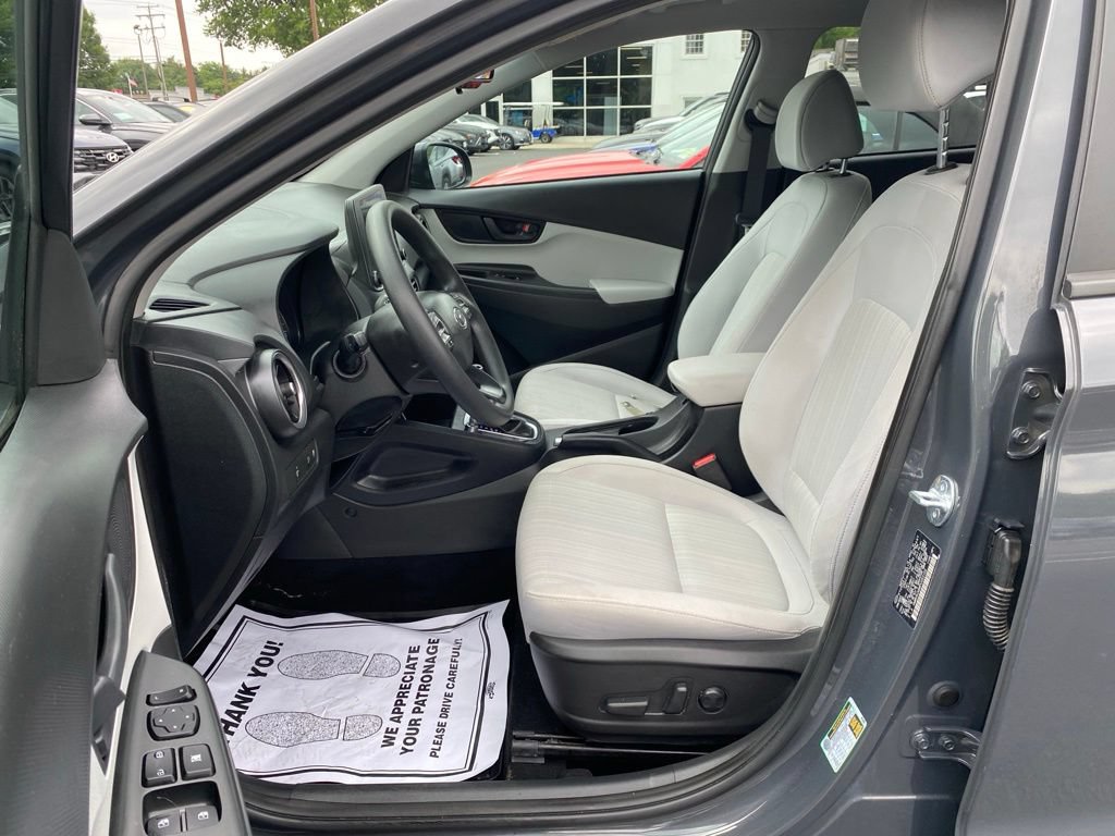 Certified 2023 Hyundai Kona SEL w/ Winter Weather Package AWD/4WD image 13