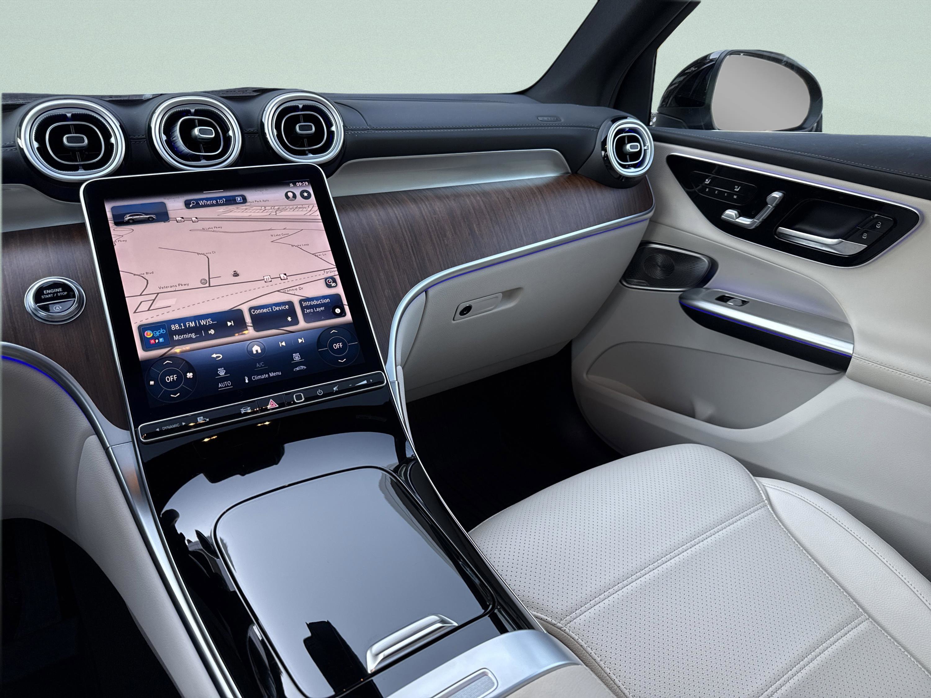 Certified 2023 Mercedes-Benz GLC 300 image 43