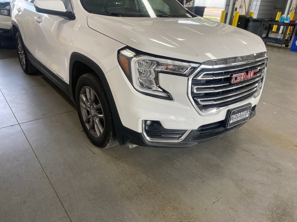 Used 2024 GMC Terrain SLT