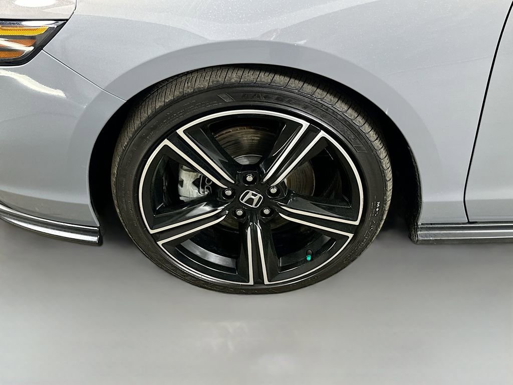 Used 2025 Honda Accord Sport image 8