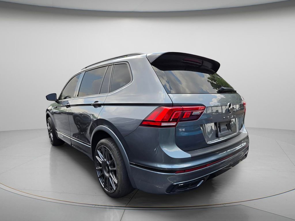 Used 2022 Volkswagen Tiguan SE R-Line FWD image 7