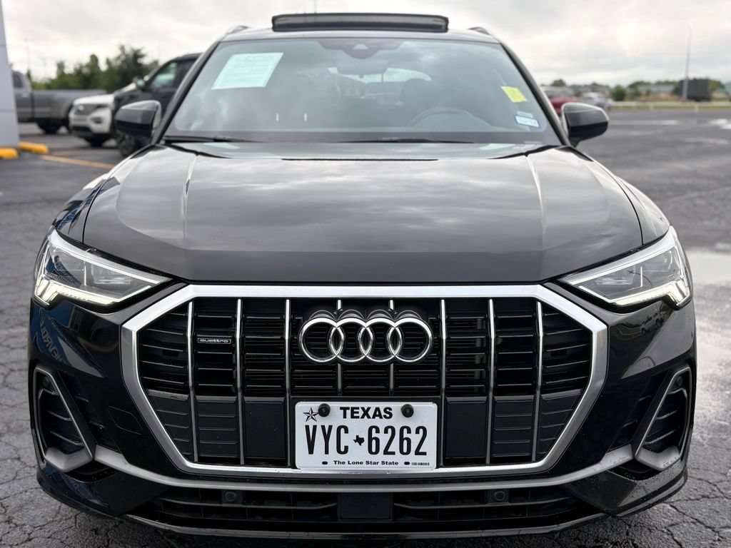 Used 2025 Audi Q3 2.0T Premium AWD/4WD image 2