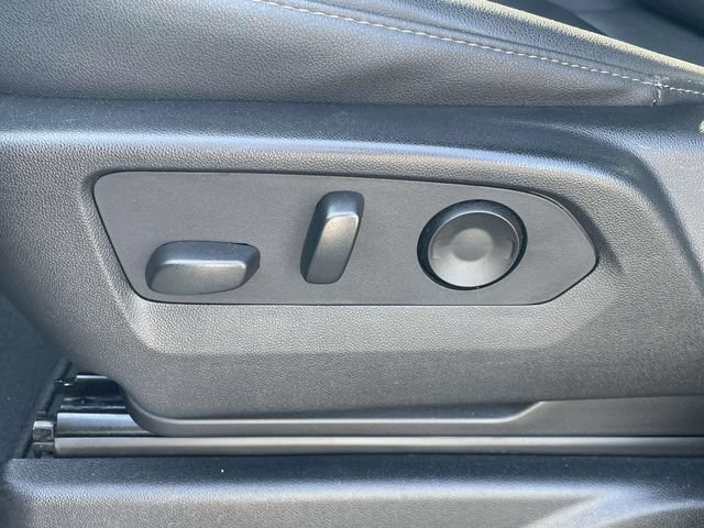 Used 2024 Chevrolet Tahoe LT AWD/4WD image 15