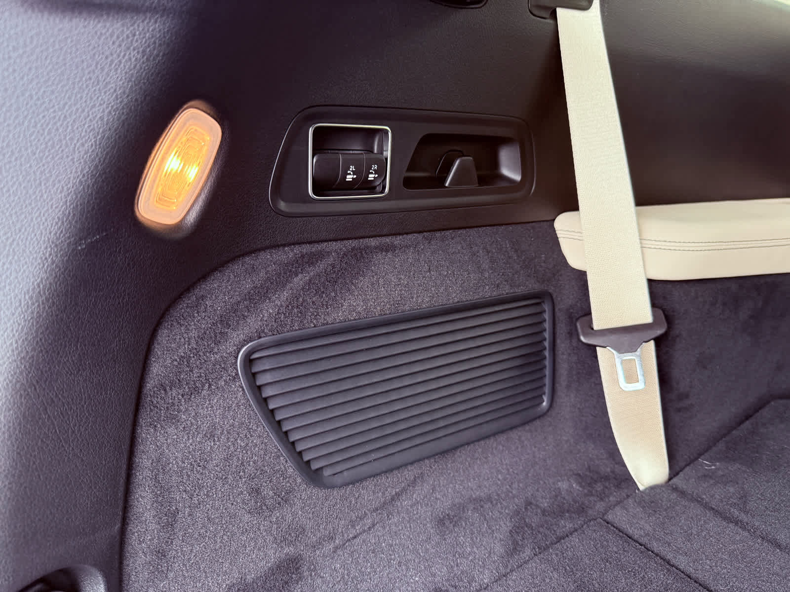 New 2025 Mercedes-Benz GLS 450 4MATIC image 33