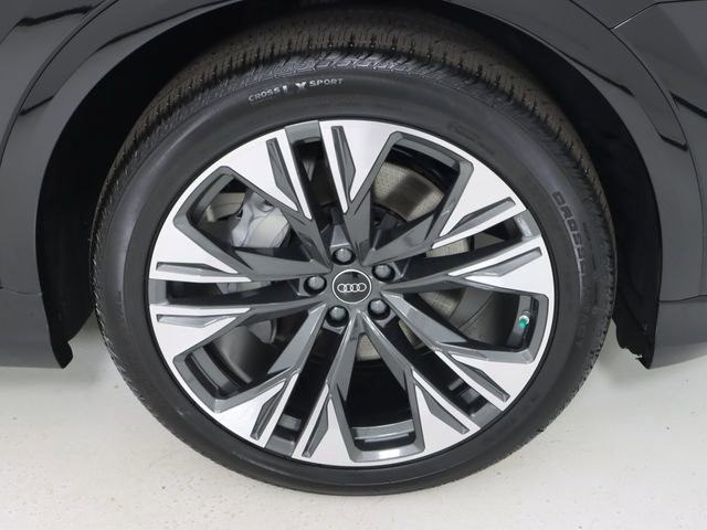 New 2026 Audi Q8 Premium Plus AWD/4WD image 9